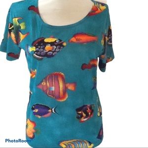 Fish Shirt Multicolored Spandex Short Sleeve Size Medium